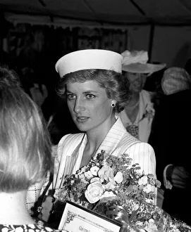 Mirror/1400to1499 01416/princess diana stoneleigh 07 07 1988 Mirror/1400to1499 01416/princess diana stoneleigh 07 07 1988