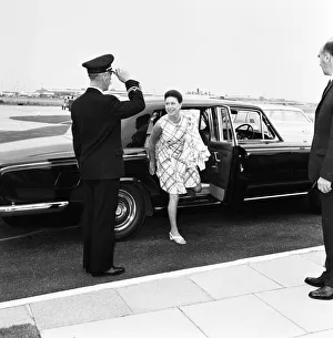 Princess Margaret leaving LAP to go to Sardinia with the Aga Kahn Princess Margaret leaving LAP to go to Sardinia with the Aga Kahn