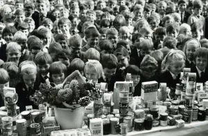 Pupils at Ayr Grammer School during thanksgiving September 1967 Pupils at Ayr Grammer School during thanksgiving September 1967