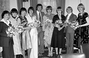 Purdy competition winners with actress Joanna Lumley. 24/07/1977 Purdy competition winners with actress Joanna Lumley. 24/07/1977