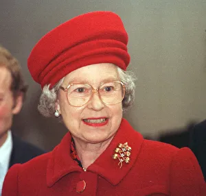 Queen Elizabeth 11 November 1998 opening the new museum of Scotland in Edinburgh Queen Elizabeth 11 November 1998 opening the new museum of Scotland in Edinburgh