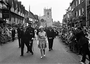 Queen Elizabeth II visits Chapel Street, Stratford-upon-Avon. 27th June 1975 Queen Elizabeth II visits Chapel Street, Stratford-upon-Avon. 27th June 1975