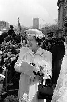 Images Dated 21st April 1986: Queen Elizabeth IIs 60th Birthday, pictured outside Buckingham Palace