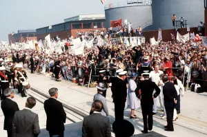 Queen Elizabeth welcomes navy back from Falklands war 1982 after HMS Invincible docks Queen Elizabeth welcomes navy back from Falklands war 1982 after HMS Invincible docks