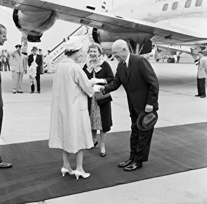 Queen Elizabeth welcomes President Eisenhower and his wife when they arrived by air form Queen Elizabeth welcomes President Eisenhower and his wife when they arrived by air form