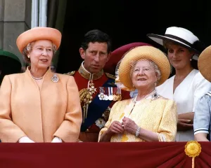 Queen Mother with family including Queen elizabeth II, Prince Charles Queen Mother with family including Queen elizabeth II, Prince Charles
