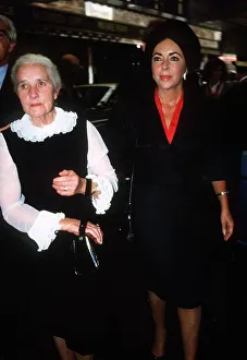 Richard Burton Memorial service Aug 1984 Elizabeth Taylor with Richard' Richard Burton Memorial service Aug 1984 Elizabeth Taylor with Richard'