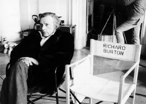 Richard Burton on set sitting in chair - February 1982 dbase MSI Richard Burton on set sitting in chair - February 1982 dbase MSI
