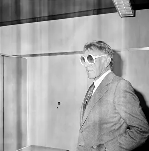 Richard Burton and his wife Susie leaving Heathrow for their home in Geneva Richard Burton and his wife Susie leaving Heathrow for their home in Geneva