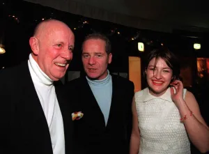 Richard Wilson actor December 1998, with fellow actors Peter Mullen and Kelly AcDonald Richard Wilson actor December 1998, with fellow actors Peter Mullen and Kelly AcDonald