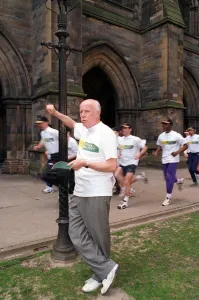 Richard Wilson actor Glasgow University Rector puts his London Marthathon team through a Richard Wilson actor Glasgow University Rector puts his London Marthathon team through a
