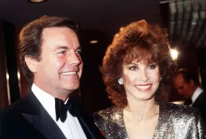 Robert Wagner and Stephanie Powers at the Royal Film Performance March 1983 Robert Wagner and Stephanie Powers at the Royal Film Performance March 1983