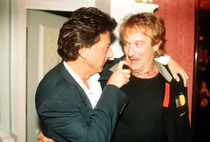 Robin Williams Actor at the royal premiere of Hook with co star Dustin Hoffman Robin Williams Actor at the royal premiere of Hook with co star Dustin Hoffman