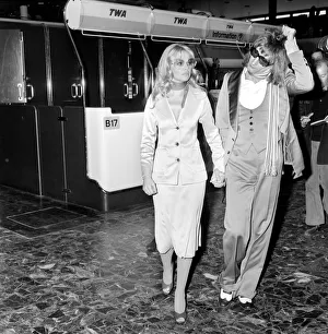Rod Stewart and Britt Ekland. April 1975 75-1775-002 Rod Stewart and Britt Ekland. April 1975 75-1775-002