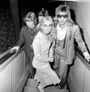 Rod Stewart and Britt Ekland. April 1975 75-1775-003 Rod Stewart and Britt Ekland. April 1975 75-1775-003