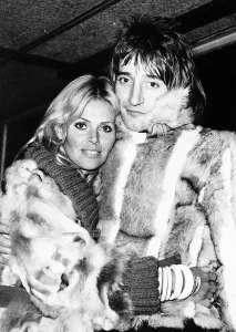 Rod Stewart Singer and Britt Ekland in London - November 1976 DBASE MSI Rod Stewart Singer and Britt Ekland in London - November 1976 DBASE MSI