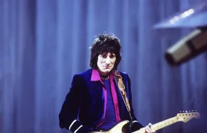 Rolling Stones in concert at Wembley Stadium 11th June 1999 Ronnie Wood Rolling Stones in concert at Wembley Stadium 11th June 1999 Ronnie Wood