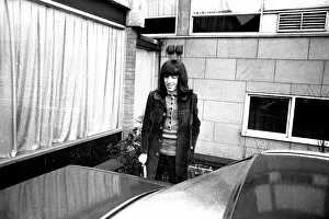 Images Dated 5th March 1971: The Rolling Stones leaving a Newcastle Hotel 5th March 1971 after performing at the City