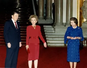 Ronald Reagan with his wife Nancy and the Queen at Buckingham Palace. 2nd June 1988 Ronald Reagan with his wife Nancy and the Queen at Buckingham Palace. 2nd June 1988