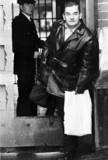 Ronnie Barker/TV Actor who plays Fletcher being freed from prison January 1978 Ronnie Barker/TV Actor who plays Fletcher being freed from prison January 1978