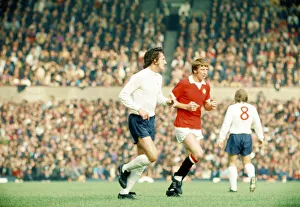 Roy McFarland of Derby and Wyn Davies of Manchester United Roy McFarland of Derby and Wyn Davies of Manchester United