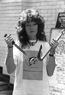 Rula Lenska actress joines Campaign for International Dolphin Protection A©Mirrorpix Rula Lenska actress joines Campaign for International Dolphin Protection A©Mirrorpix