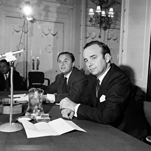 Rupert Murdoch, News of the World takeover bid. 24th October 1968 Rupert Murdoch, News of the World takeover bid. 24th October 1968