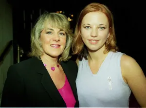 Sara Cox TV Presenter Radio DJ in London September 1999 Pictured with Nina Myskow Sara Cox TV Presenter Radio DJ in London September 1999 Pictured with Nina Myskow