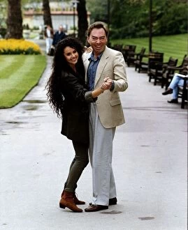 Images Dated 8th May 1991: Sarah Brightman Actress Singer Dancer Actress Singer Dancer Posing With Her Ex-Husband