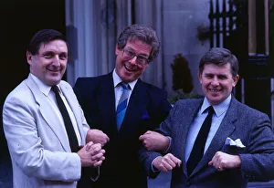 Scotland the what 1987 Buff Hardie George Donald Stephen Robertson Scotland the what 1987 Buff Hardie George Donald Stephen Robertson
