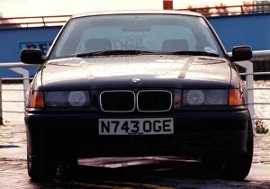 SECOND HAND BMW 3 series October 1998 Front view radiator grille bonnet SECOND HAND BMW 3 series October 1998 Front view radiator grille bonnet