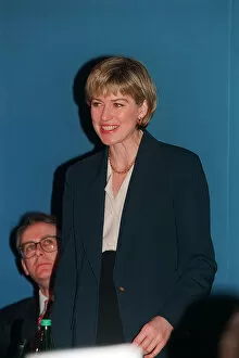 Images Dated 27th January 1994: Selina Scott TV presenter Jan 94 January 1994 A©mirrorpix