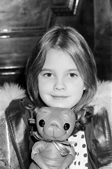 Images Dated 5th December 1982: Seven year old child actress Drew Barrymore, the young star of the film E. T