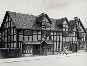 Images Dated 11th September 1972: Shakespeares Birthplace, Stratford-upon-Avon. 11 / 09 / 1972