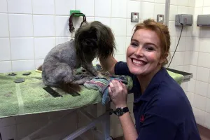 Shauna Lowry TV Presenter October 1999 giving Stimpy the dog a bath at Battersea Shauna Lowry TV Presenter October 1999 giving Stimpy the dog a bath at Battersea