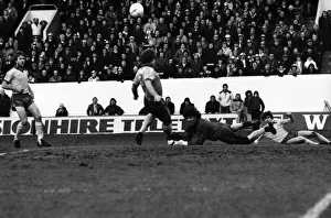 Sheffield Wednesday 0 v. Chelsea 0. Division Two Football. January 1981 MF01-08-024 Sheffield Wednesday 0 v. Chelsea 0. Division Two Football. January 1981 MF01-08-024