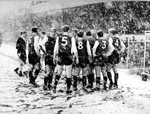 Sheffield Wednesday players gather on the side line at Highbury during their match Sheffield Wednesday players gather on the side line at Highbury during their match