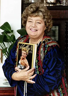 Shelly Winters American Actress authoress photo in her new york apartment - September Shelly Winters American Actress authoress photo in her new york apartment - September