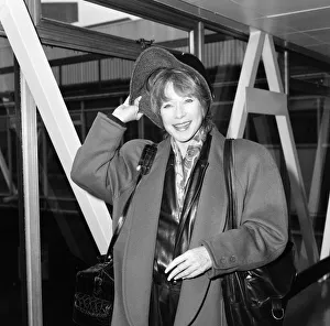 Shirley MacLaine leaving Heathrow Airport. 29th October 1985 Shirley MacLaine leaving Heathrow Airport. 29th October 1985