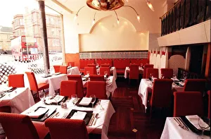 Shish Mahal March 1999 Indian Restaurant Park Road Glasgow Interior Dining room Red Shish Mahal March 1999 Indian Restaurant Park Road Glasgow Interior Dining room Red