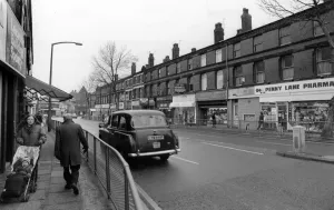 Shops on Smithdown Road, near the Penny Lane junction. 6th January 1986 Shops on Smithdown Road, near the Penny Lane junction. 6th January 1986