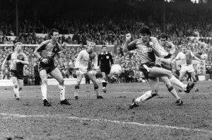 Simon Garner in action for Blackburn Rovers at Ewood Park February 1988 Simon Garner in action for Blackburn Rovers at Ewood Park February 1988