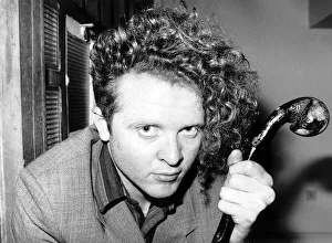 Simply Red alias Mick Hucknell the singer Dbase msi Simply Red alias Mick Hucknell the singer Dbase msi