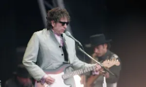 Singer Bob Dylan performing at the Phoenix Festival, Long Marston Airfield Singer Bob Dylan performing at the Phoenix Festival, Long Marston Airfield