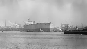 Sir John Hunter, Bulk Carrier Container Ship built at Swan Hunter Shipbuilders Ltd Sir John Hunter, Bulk Carrier Container Ship built at Swan Hunter Shipbuilders Ltd