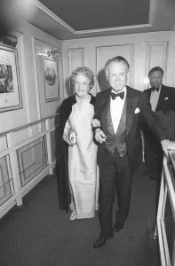 Sir John Mills and wife at the BAFTA awards - March 1988 Sir John Mills and wife at the BAFTA awards - March 1988