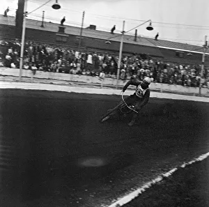 Speedway at stoke, motorsport. June 1960 M4380-011 Speedway at stoke, motorsport. June 1960 M4380-011