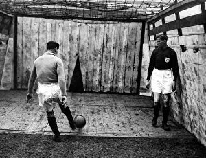 Sport - Football - Arsenal - Arsenal captain Charles Buchan watches goalkeeper Dai Lewis Sport - Football - Arsenal - Arsenal captain Charles Buchan watches goalkeeper Dai Lewis