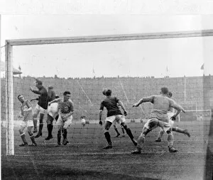 00236 Collection: Sport - Football - FA Cup Final - 1927 - Cardiff City v Arsenal - Cardiff goalkeeper Tom