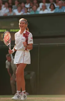 STEFFI GRAFF VICTORY OVER JANA NOVOTNA WIMBLEDON TENNIS CHAMPIONSHIPS 1995 STEFFI GRAFF VICTORY OVER JANA NOVOTNA WIMBLEDON TENNIS CHAMPIONSHIPS 1995